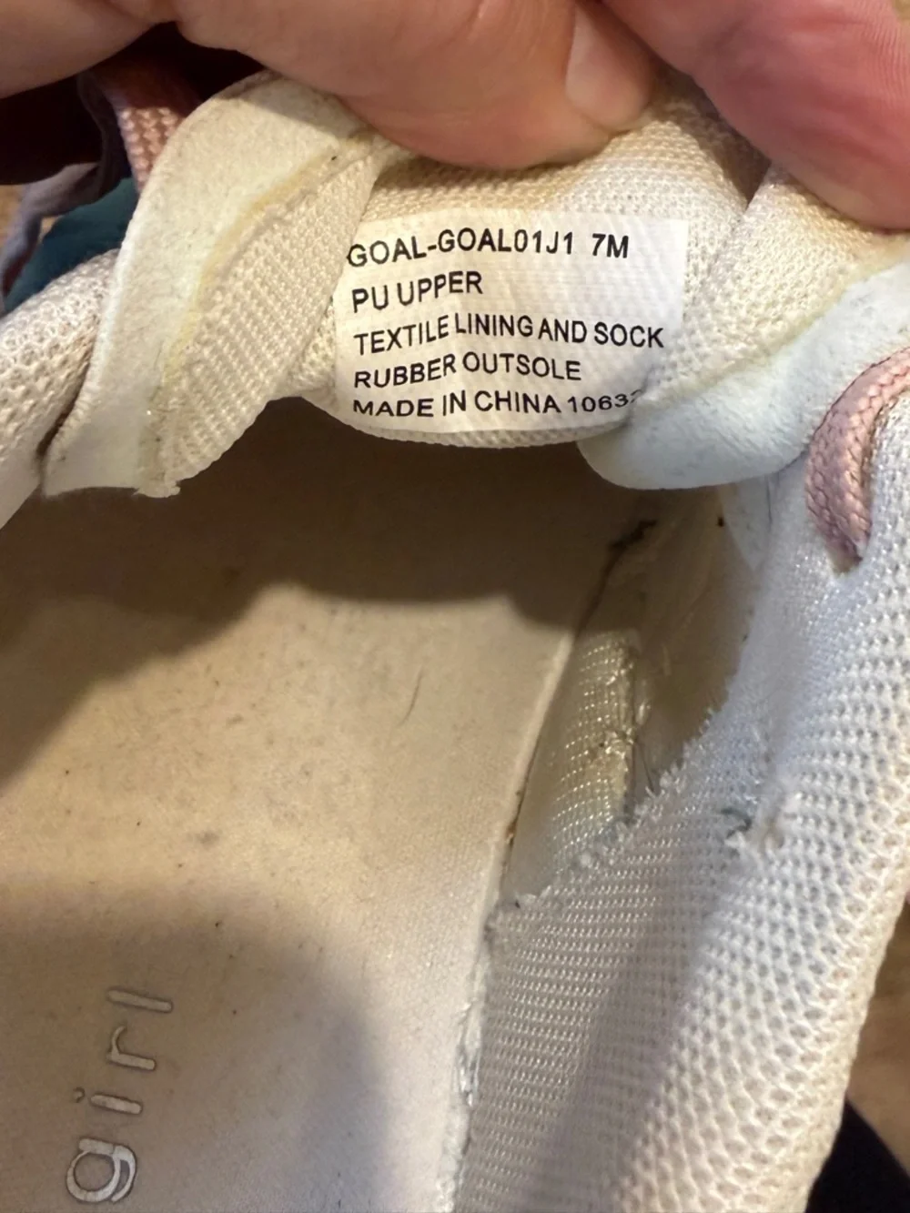 Madden Girl Goalie Platform Sneaker Women Size 7 EUC